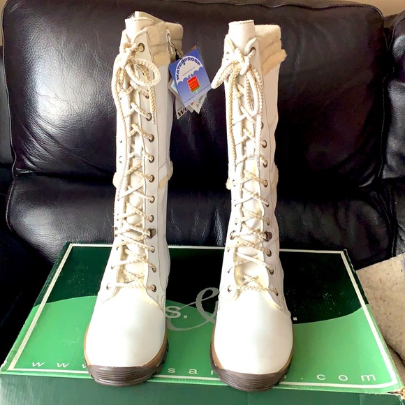 Brand New in Box White/Cream Tall winter Combat Boots - Picture 12 of 12